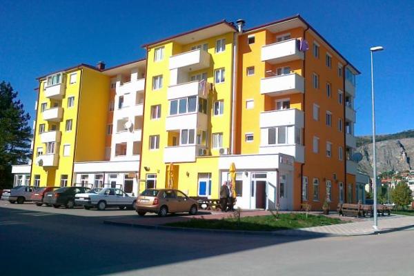 Stambena zgrada Livno stan